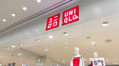 UNIQLO MARK IS Fukuoka Momochi Store　13 min walk