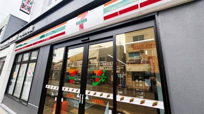 7-Eleven Ijiri Station Store　5 min walk