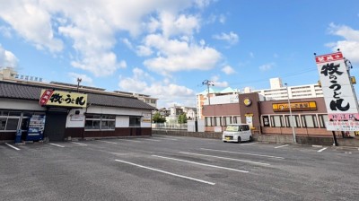 Maki no Udon Katae Store　4 min walk